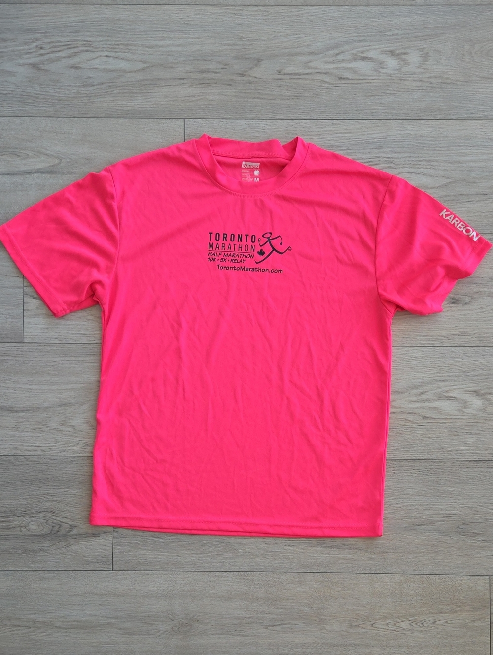 Men's Toronto Marathon Performance T-Shirt — Neon Pink